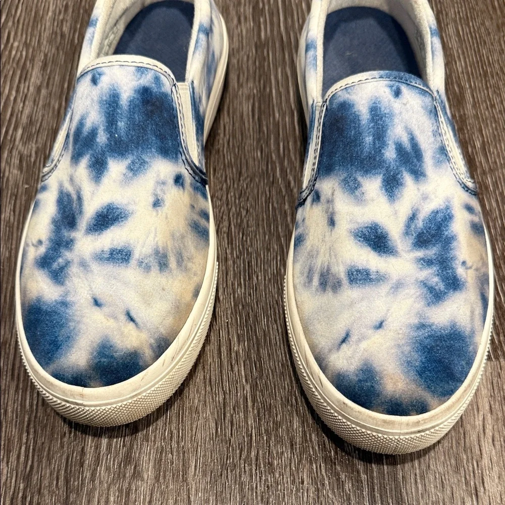 Skechers Kids Blue Tie-Dye Slip-On Sneakers. Size - 10